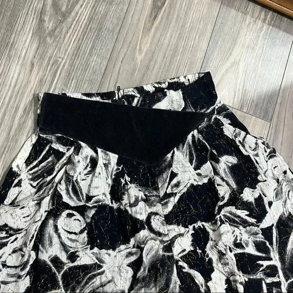 Vtg black and white floral women palazzo Wide leg pants - Picture 6 of 10